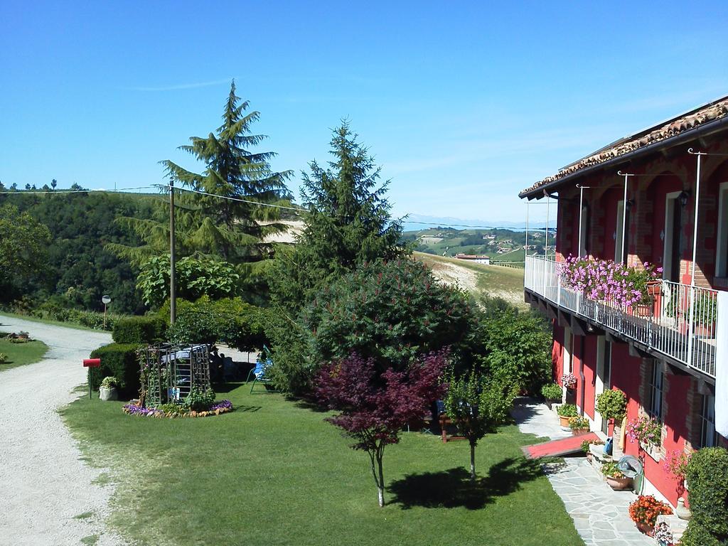 Bricco Del Gallo Sinio Bagian luar foto